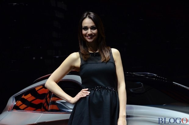 ragazze-salone-di-ginevra-2015-104.jpg