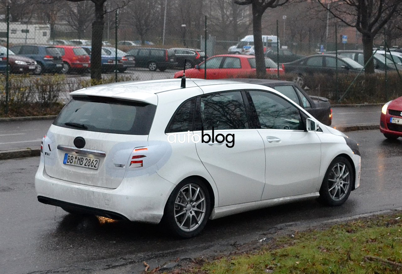 mercedes-classe-b-foto-spia-05.jpg