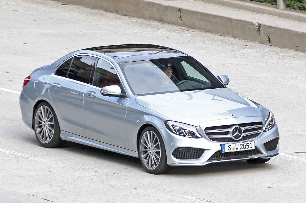 2014-mercedesc-c-class-03_01.jpg
