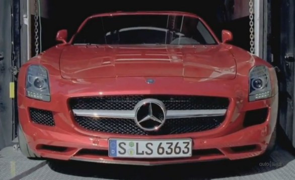 Mercedes sls amg tunnel commercial