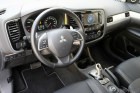 thn_mitsubishi-outlander-phev-04.jpg
