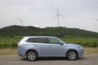 thn_mitsubishi-outlander-phev-34.jpg