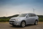 thn_mitsubishi-outlander-phev-38.jpg