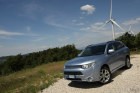 thn_mitsubishi-outlander-phev-44.jpg