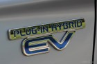 thn_mitsubishi-outlander-phev-75.jpg