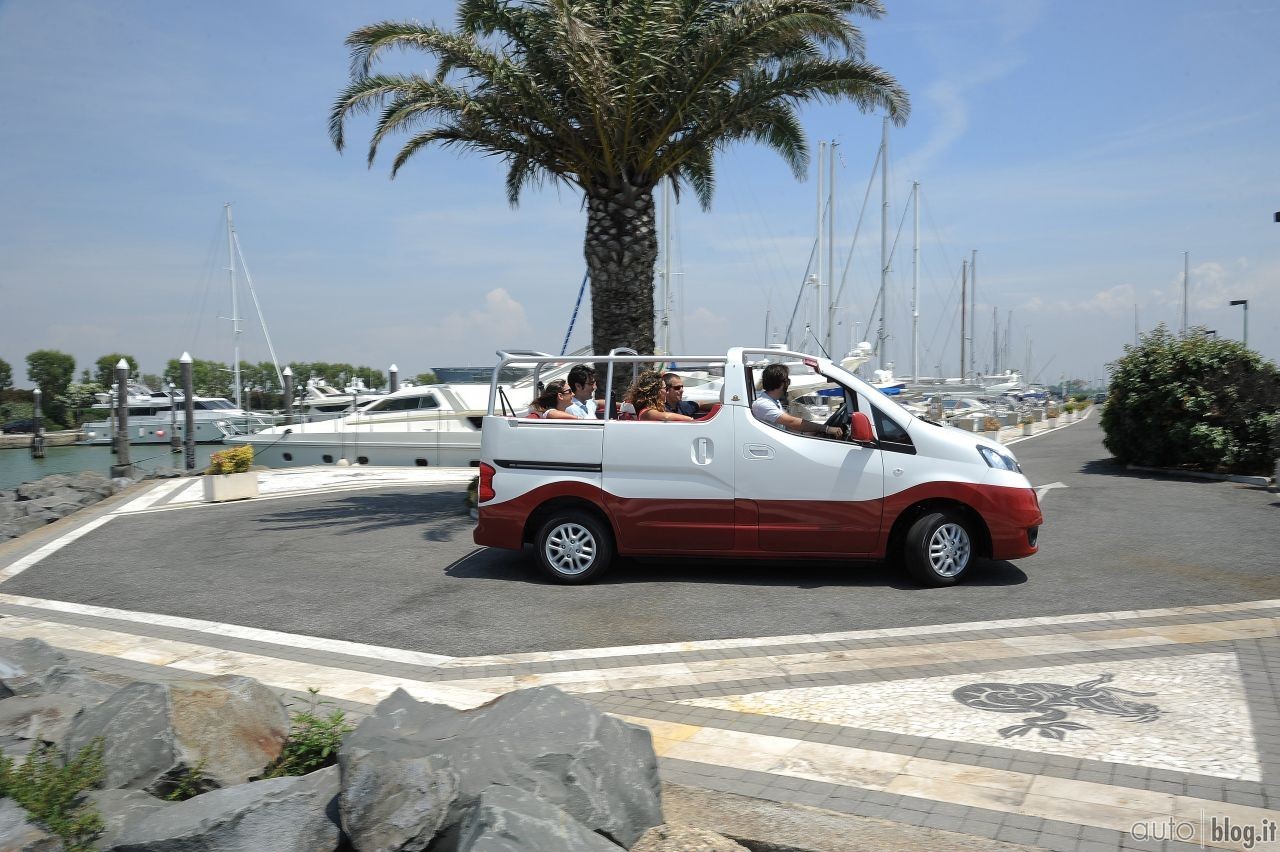 nissan-evalia-c-19.jpg