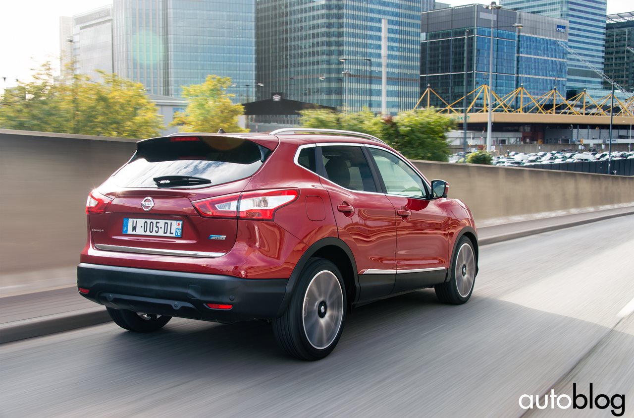 nissan-qashqai-premier-limited-edition-01.jpg