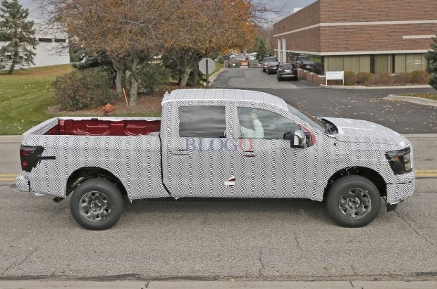 nissan-titan-04.jpg