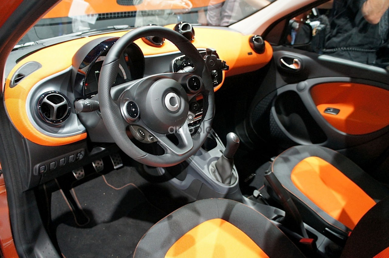 big_nuova-smart-2015-04.jpg