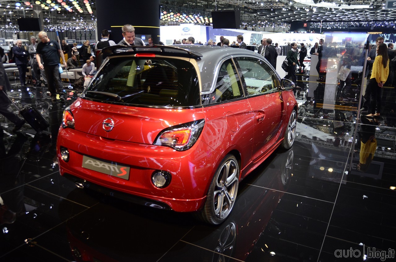 opel-salone-ginevra-2014-live-05.jpg