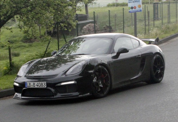 porsche-cayman-gt4-05.jpg