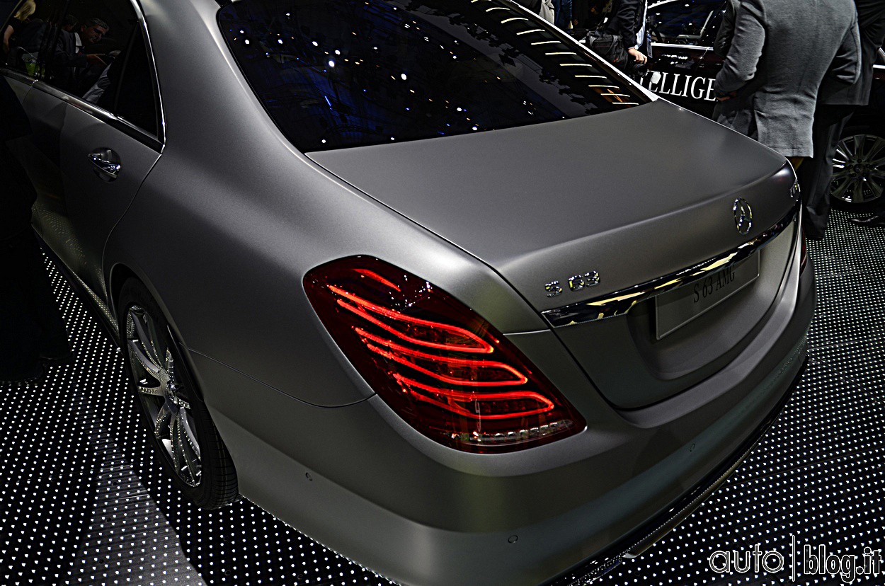 stand-mercedes00024.jpg