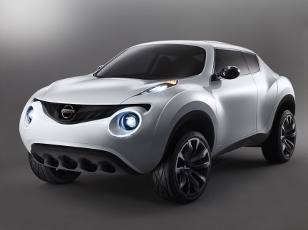 nissan_50.jpg