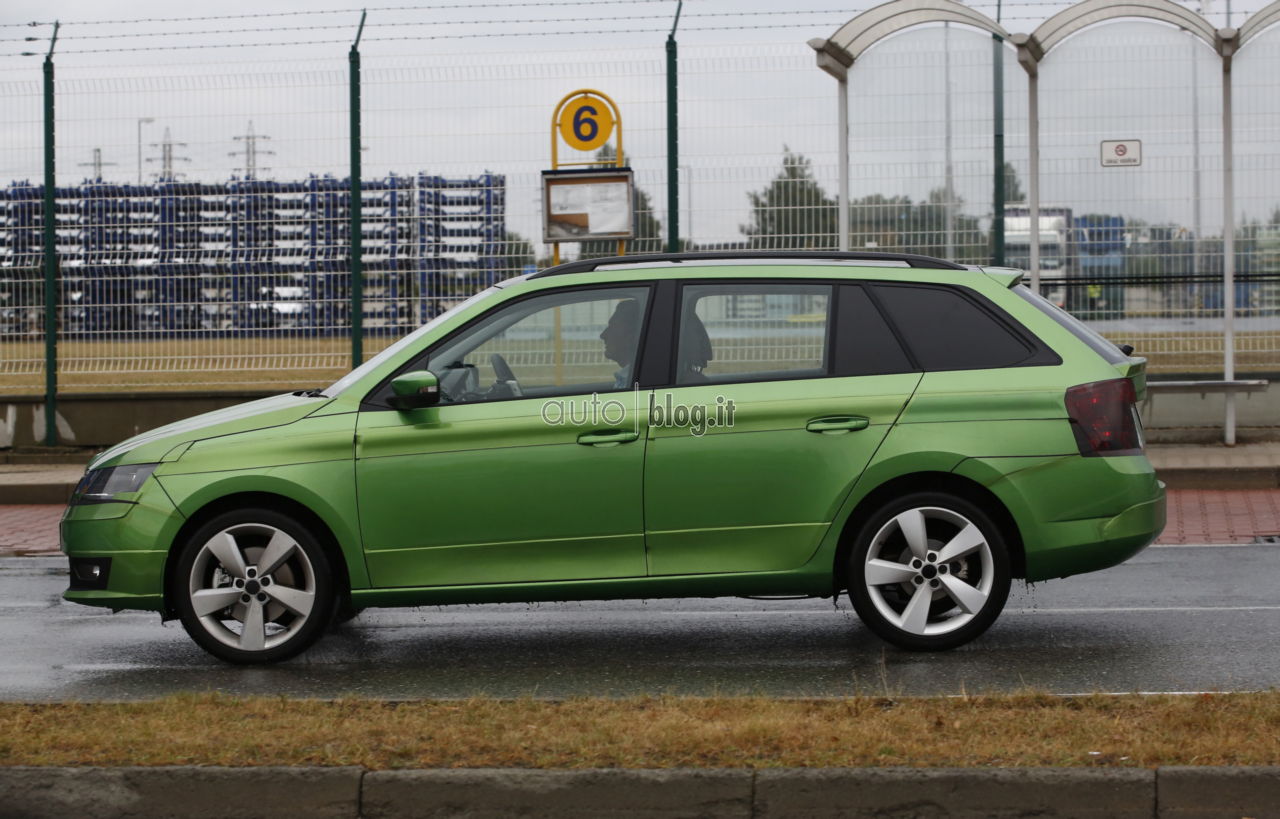 big_skoda-fabia-combi-04.jpg