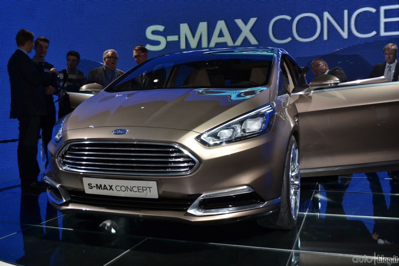 ford-2013-iaa-04.jpg