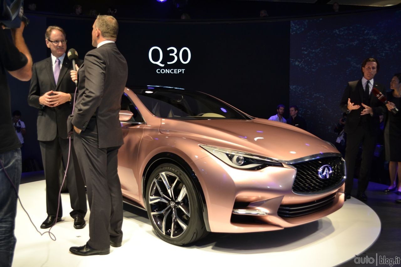 infiniti-2013-iaa-02.jpg