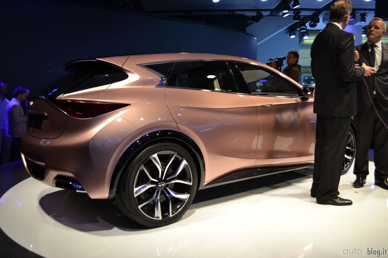 infiniti-2013-iaa-03.jpg