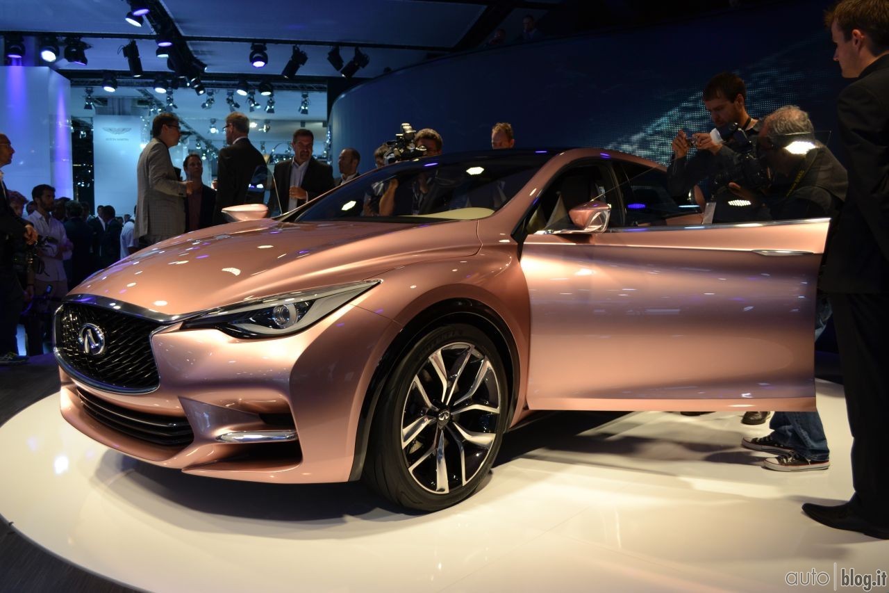 infiniti-2013-iaa-07.jpg