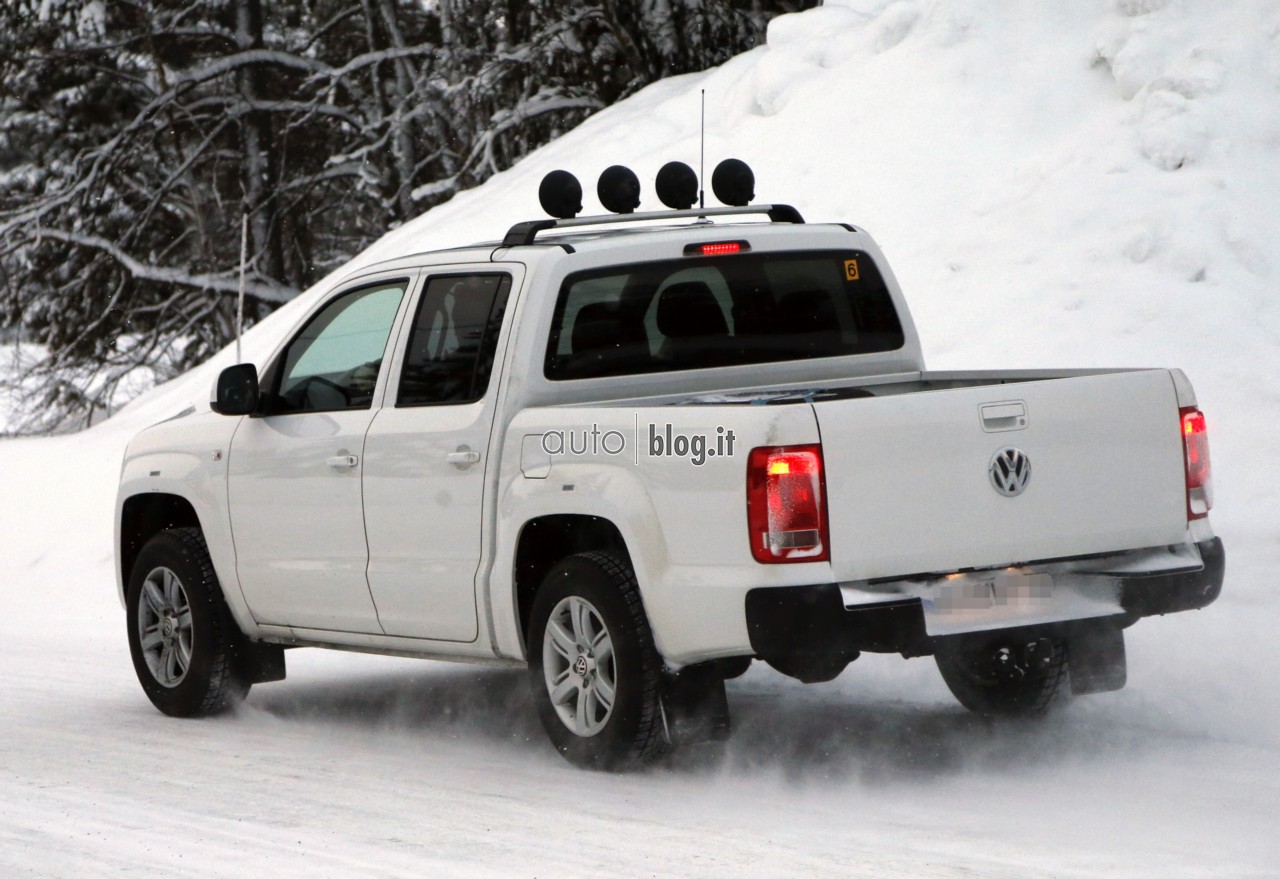 volkswagen-amarok-led-04.jpg