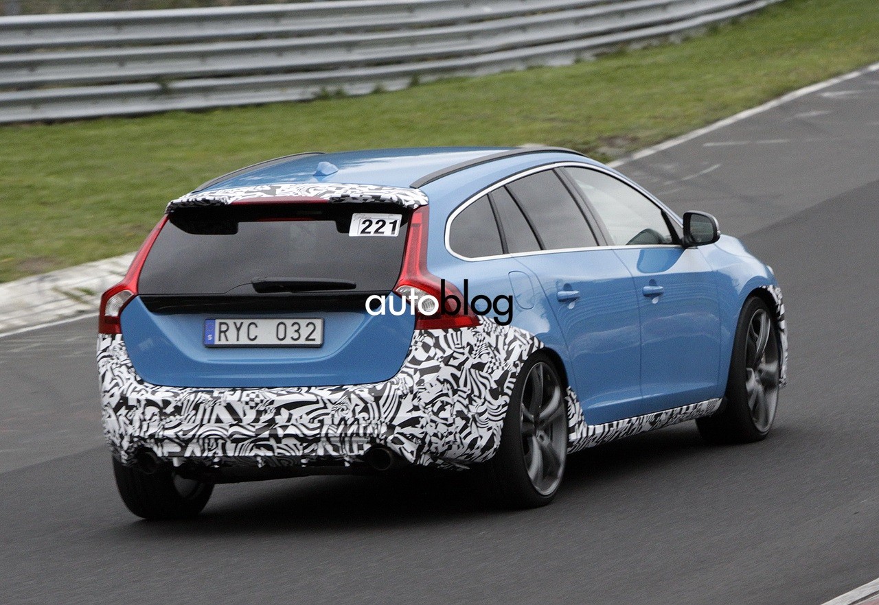 volvo-v60-polestar-foto-spia05.jpg