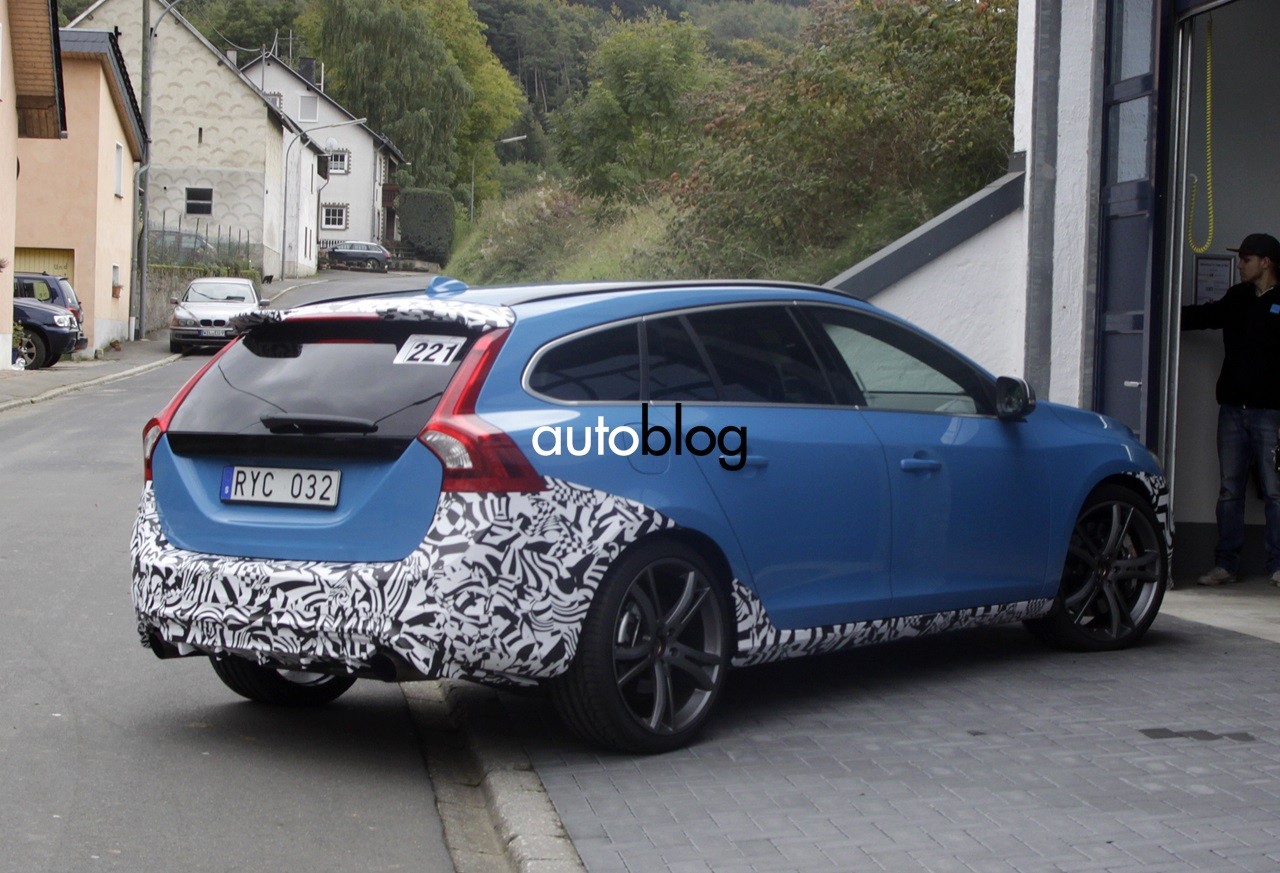 volvo-v60-polestar-foto-spia09.jpg