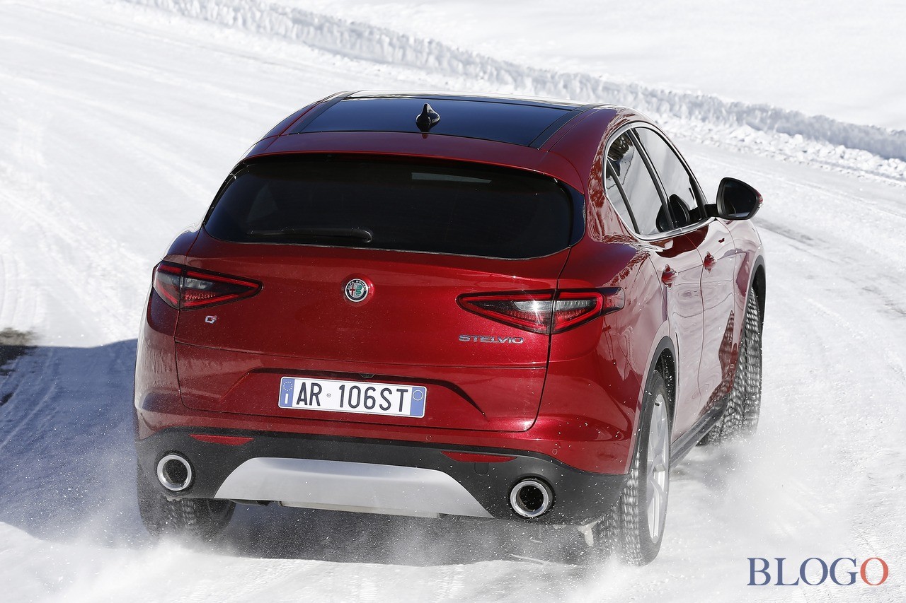 alfa-romeo-stelvio-99.jpg