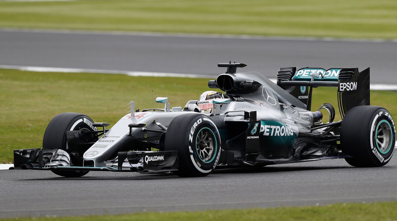 Lewis Hamilton Mercedes F1 Silverstone