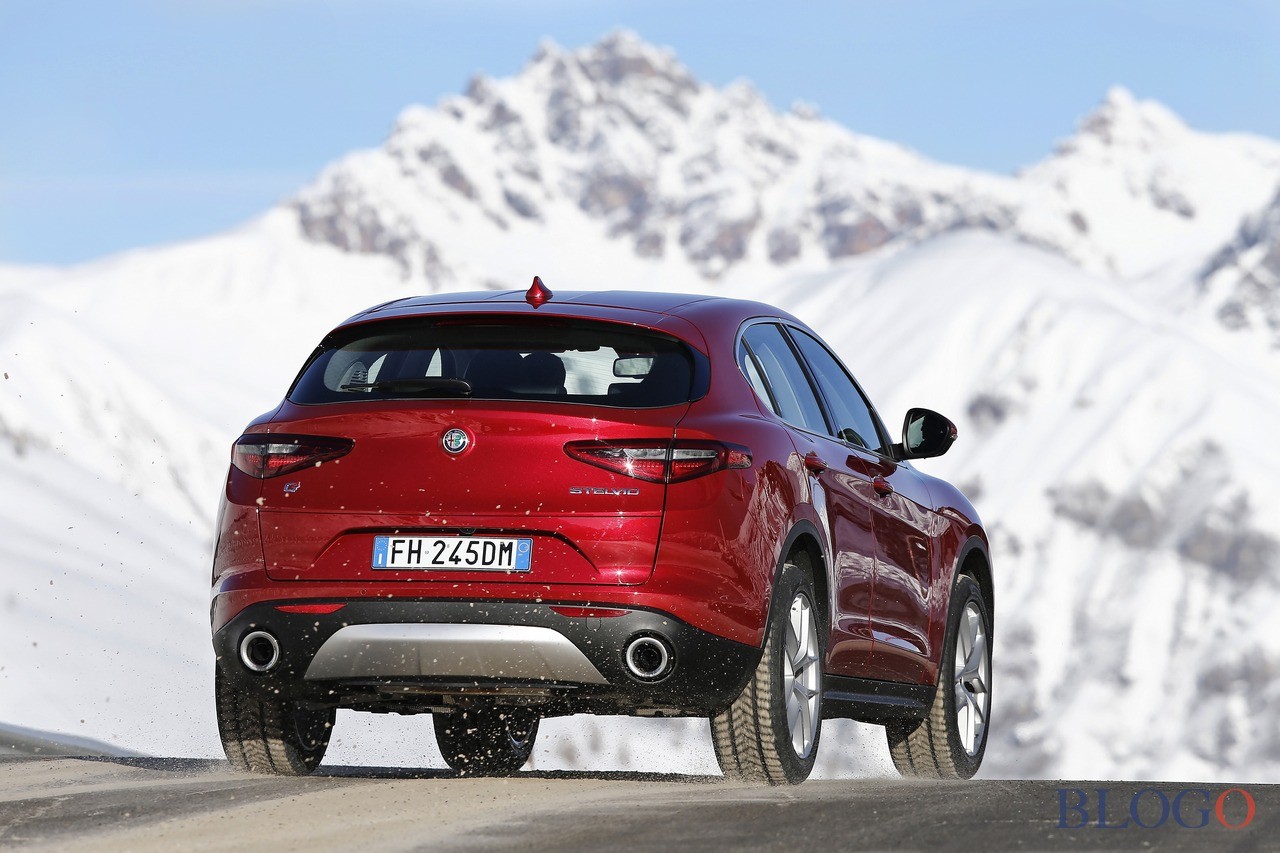 alfa-romeo-stelvio-51.jpg