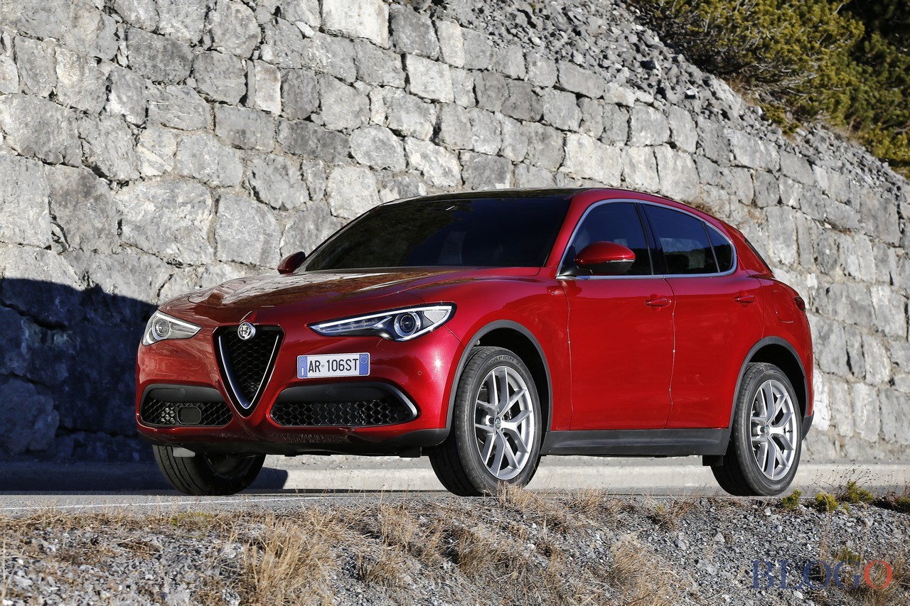 alfa-romeo-stelvio-79.jpg
