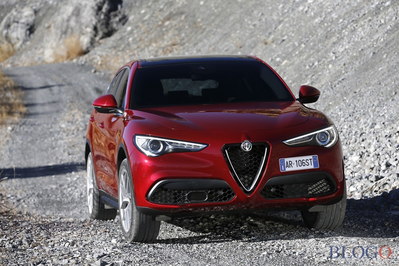 alfa-romeo-stelvio-85.jpg