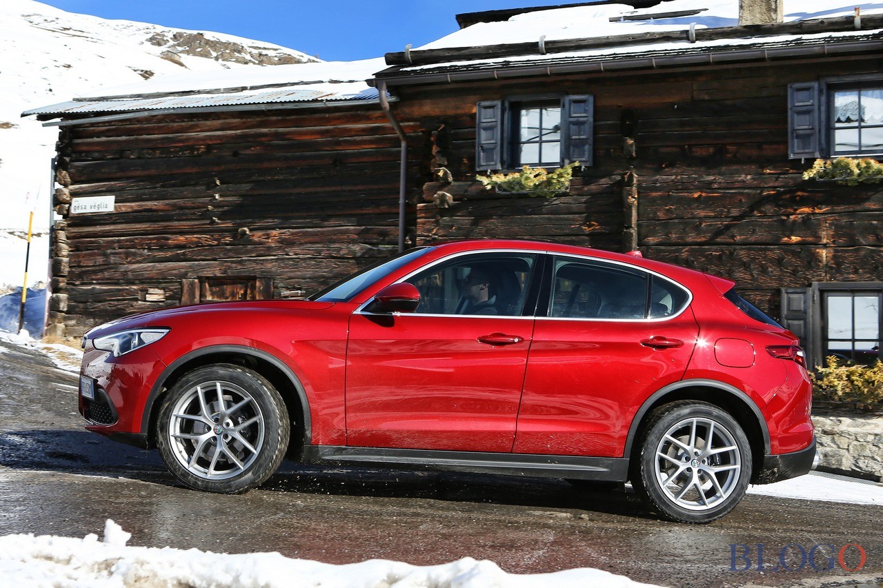 alfa-romeo-stelvio-69.jpg