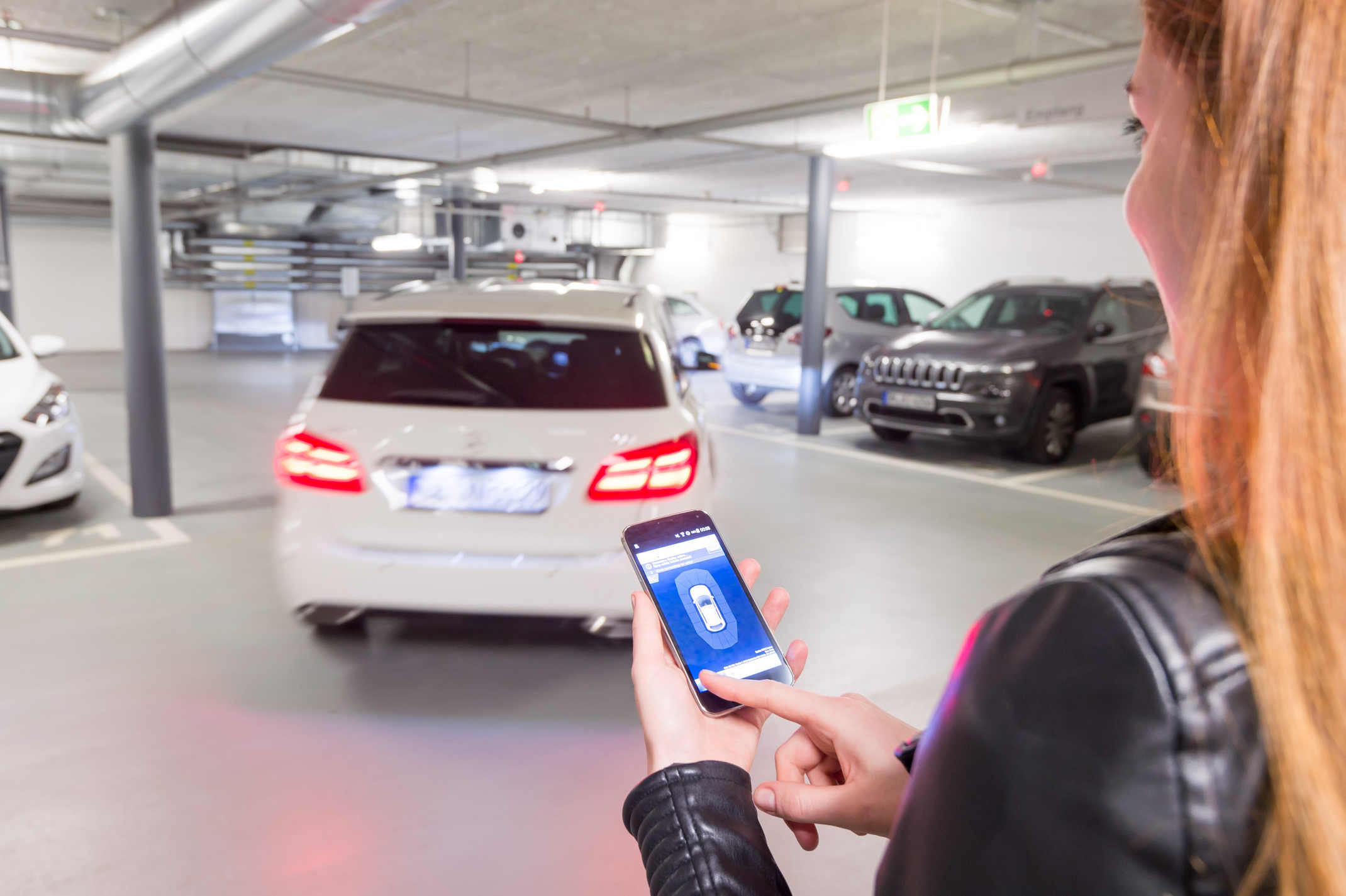 home-zone-park-assist-app.jpg