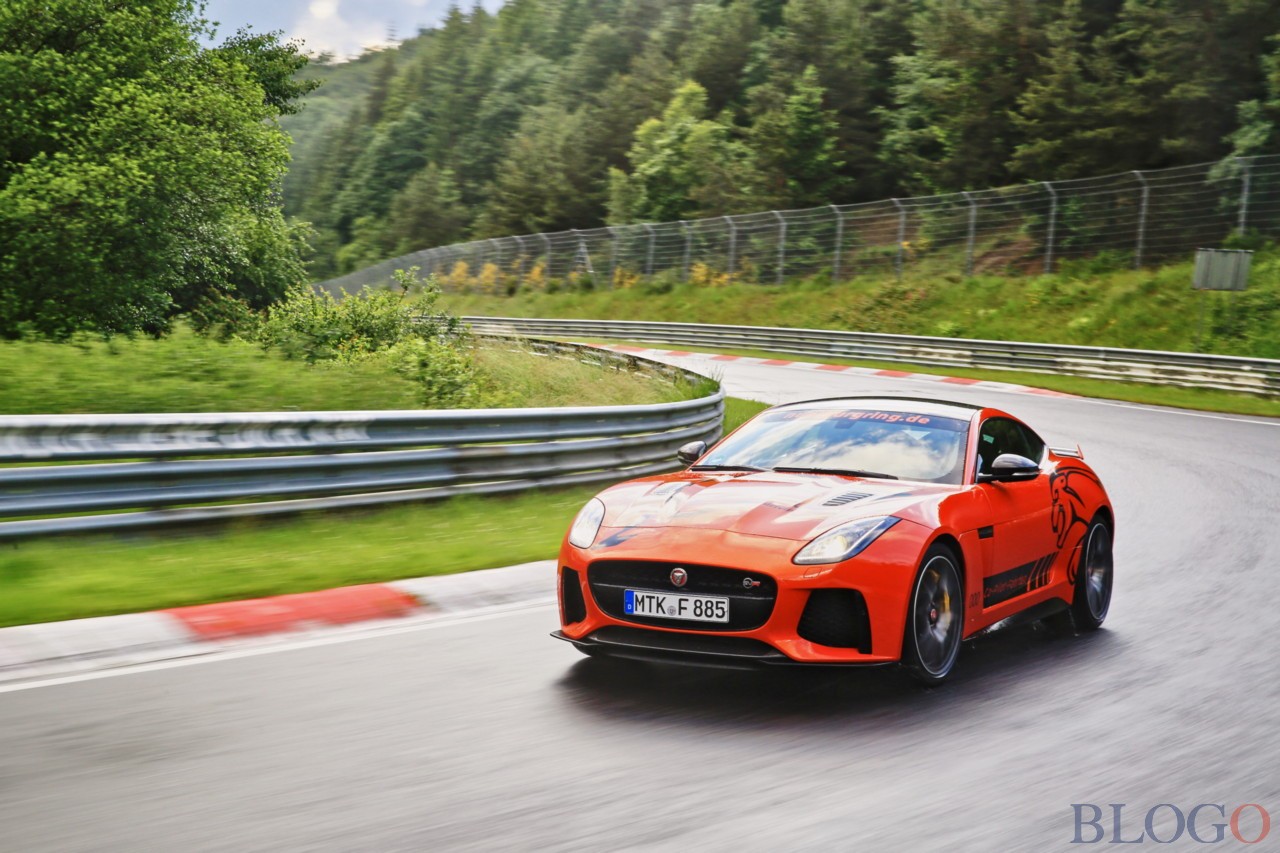 Jaguar F-Type SVR Ring Taxi