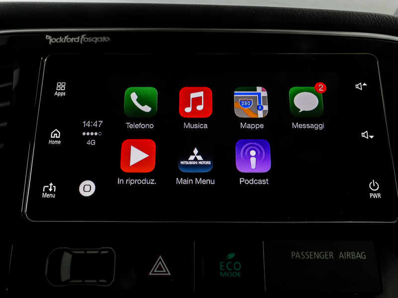 mitsubishi-outlander-display.jpg