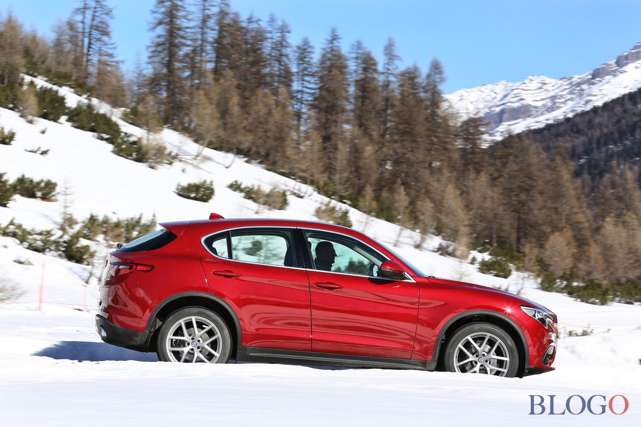 alfa-romeo-stelvio-72.jpg