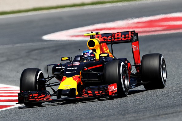MONTMELO, SPAIN - MAY 15: Max Verstappen of the Netherlands driving the (33) Red Bull Racing Red Bull-TAG Heuer RB12 TAG Heuer on track during the Spanish Formula One Grand Prix at Circuit de Catalunya on May 15, 2016 in Montmelo, Spain.  (Photo by Mark Thompson/Getty Images)