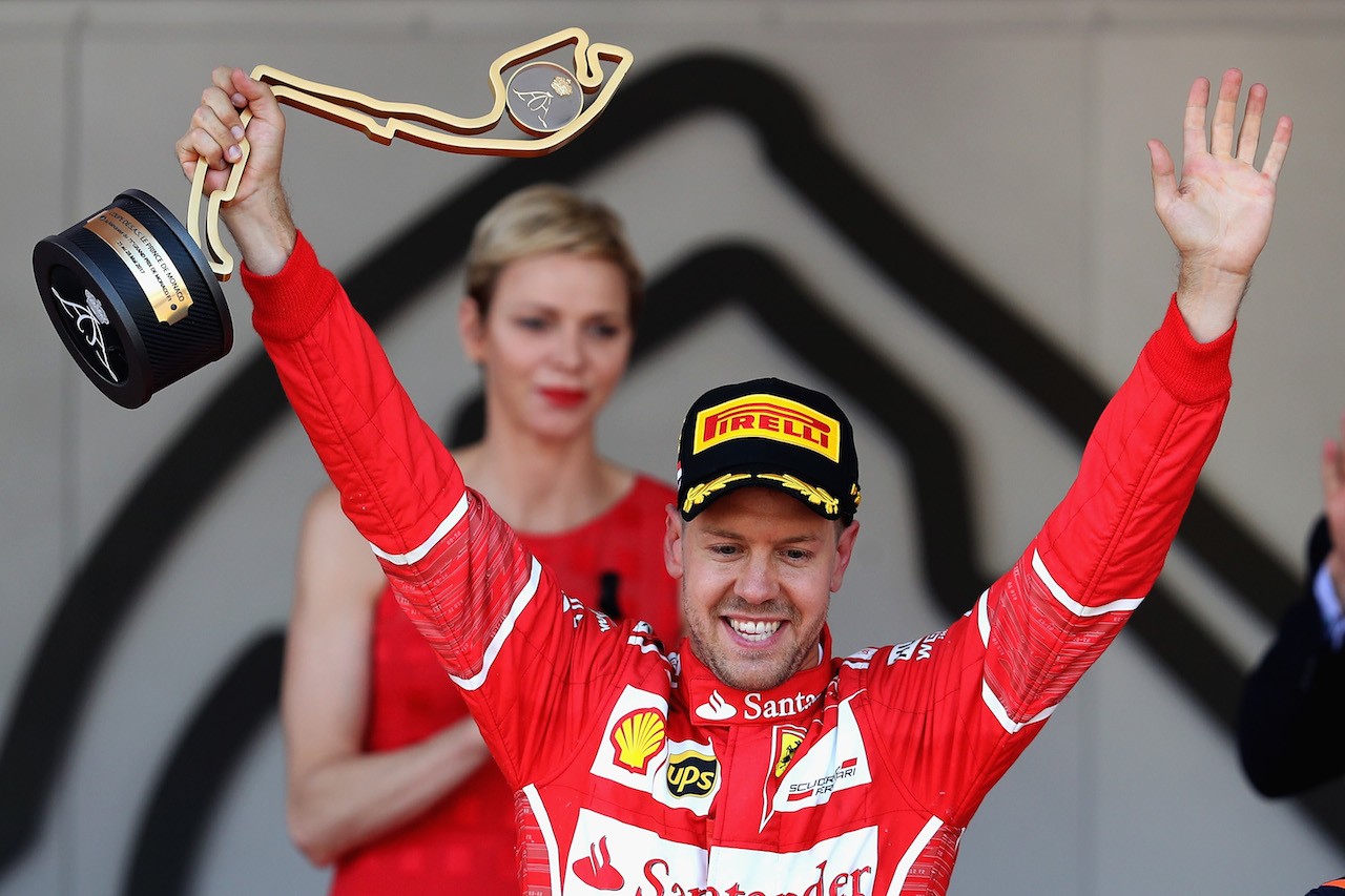Vettel esulta Monaco