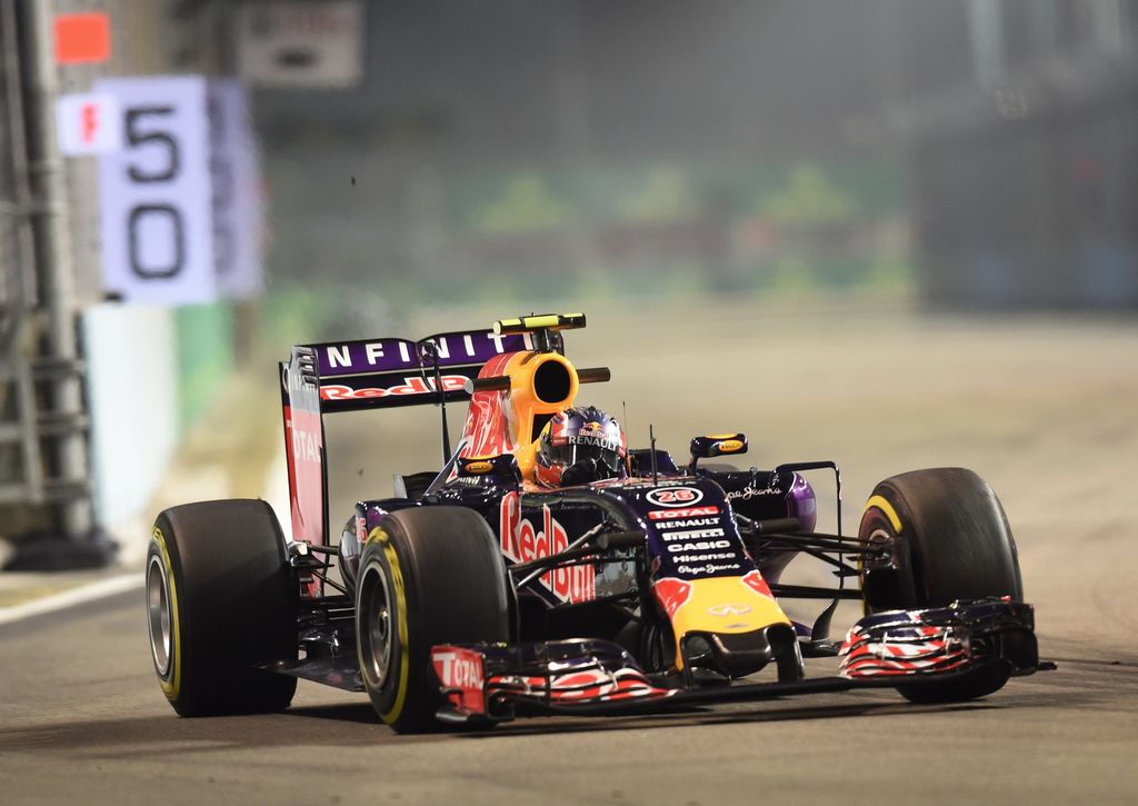 Red Bull driver Daniil Kvyat of Russia takes a corner during the practice session of the Formula One Singapore Grand Prix in Singapore on September 18, 2015. AFP PHOTO / ROSLAN RAHMAN        (Photo credit should read ROSLAN RAHMAN/AFP/Getty Images)
