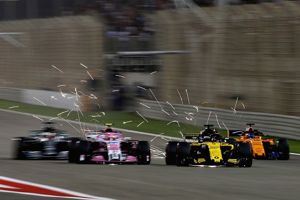 GP Bahrain F1 2018 Sorpasso Hamilton