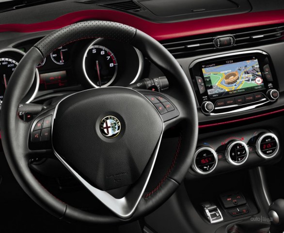 Alfa Romeo Giulietta 2014: immagini ufficiali