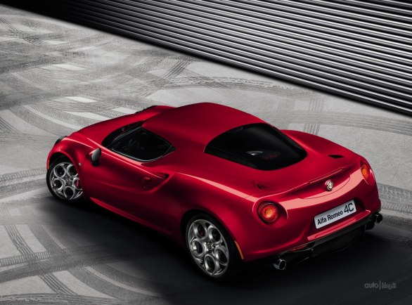 Alfa Romeo 4C: le immagini ufficiali