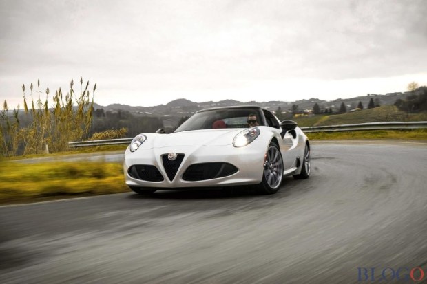 Alfa Romeo 4C Spider 2015