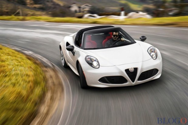 Alfa Romeo 4C Spider 2015