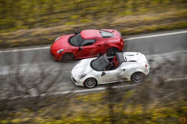 Alfa Romeo 4C Spider 2015