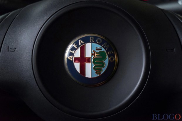 Alfa Romeo 4C Spider 2015