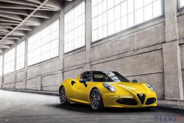 Alfa Romeo 4C Spider 2015