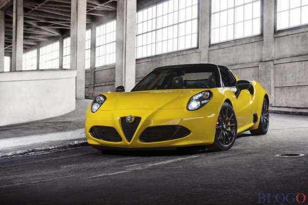 Alfa Romeo 4C Spider 2015