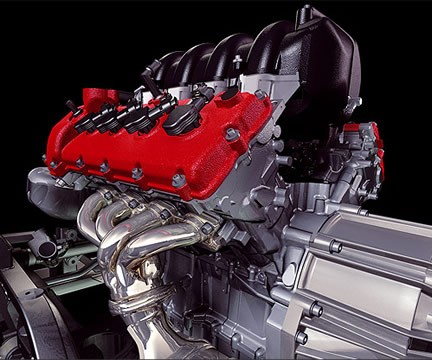 Alfa 8C Competizione - motore