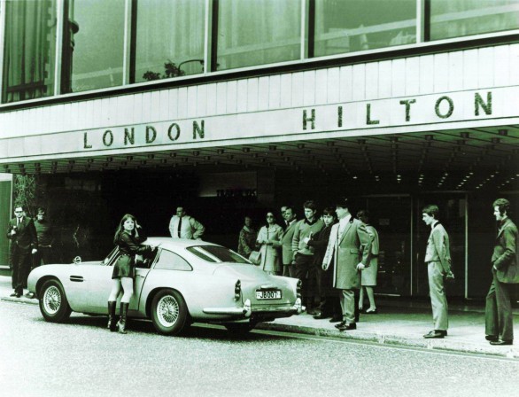 Aston Martin DB5 di James Bond in 007 Goldfinger