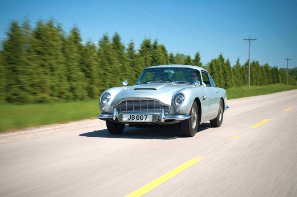 Aston Martin DB5 di James Bond in 007 Goldfinger